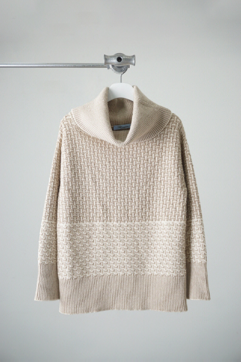 BLUMARINE cashmereblend texture roll-neck knit (made in Italy)