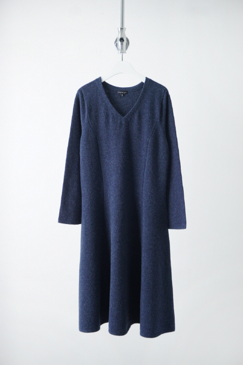 INDIVI cashmere wool flare onepiece (made in Japan)